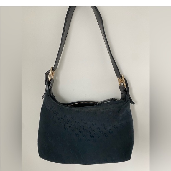 Dooney & Bourke classic Shoulder bag - Picture 1 of 10
